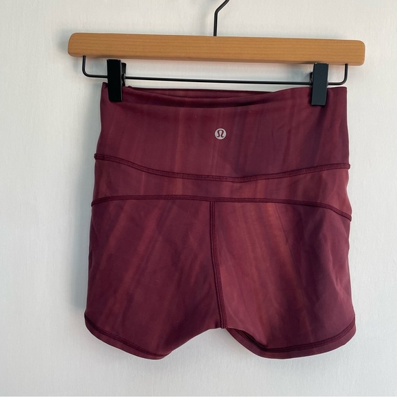Lululemon in Movement Short Everlux Garnet Red Athletic Breathable Stretch 4 - Picture 5 of 10
